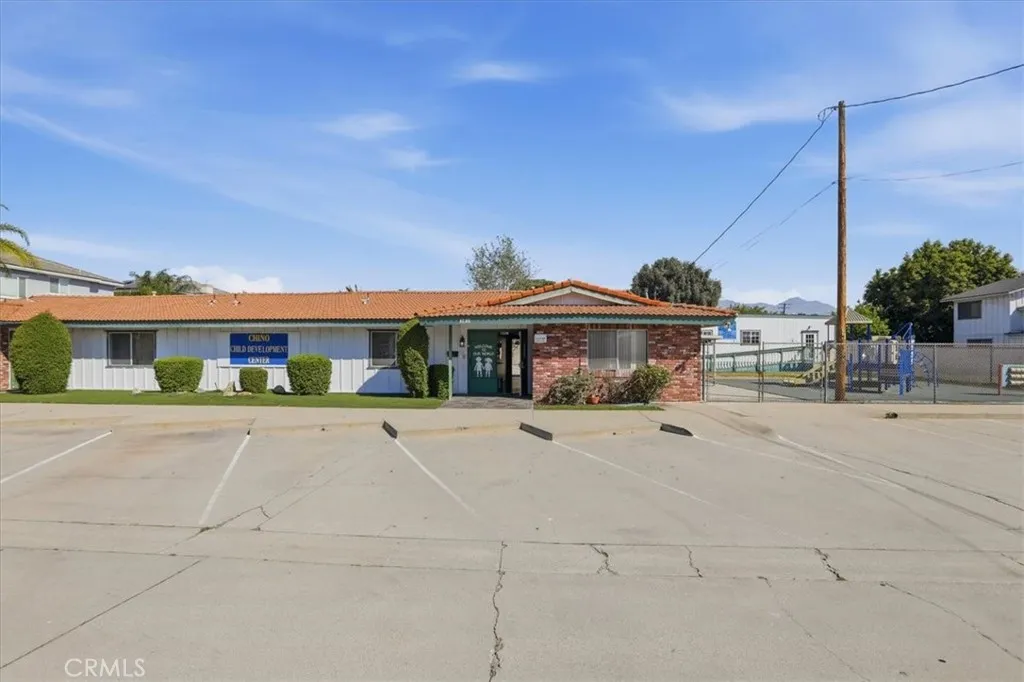 Additional image 3 of 4266 Walnut Ave, Chino, CA 91710