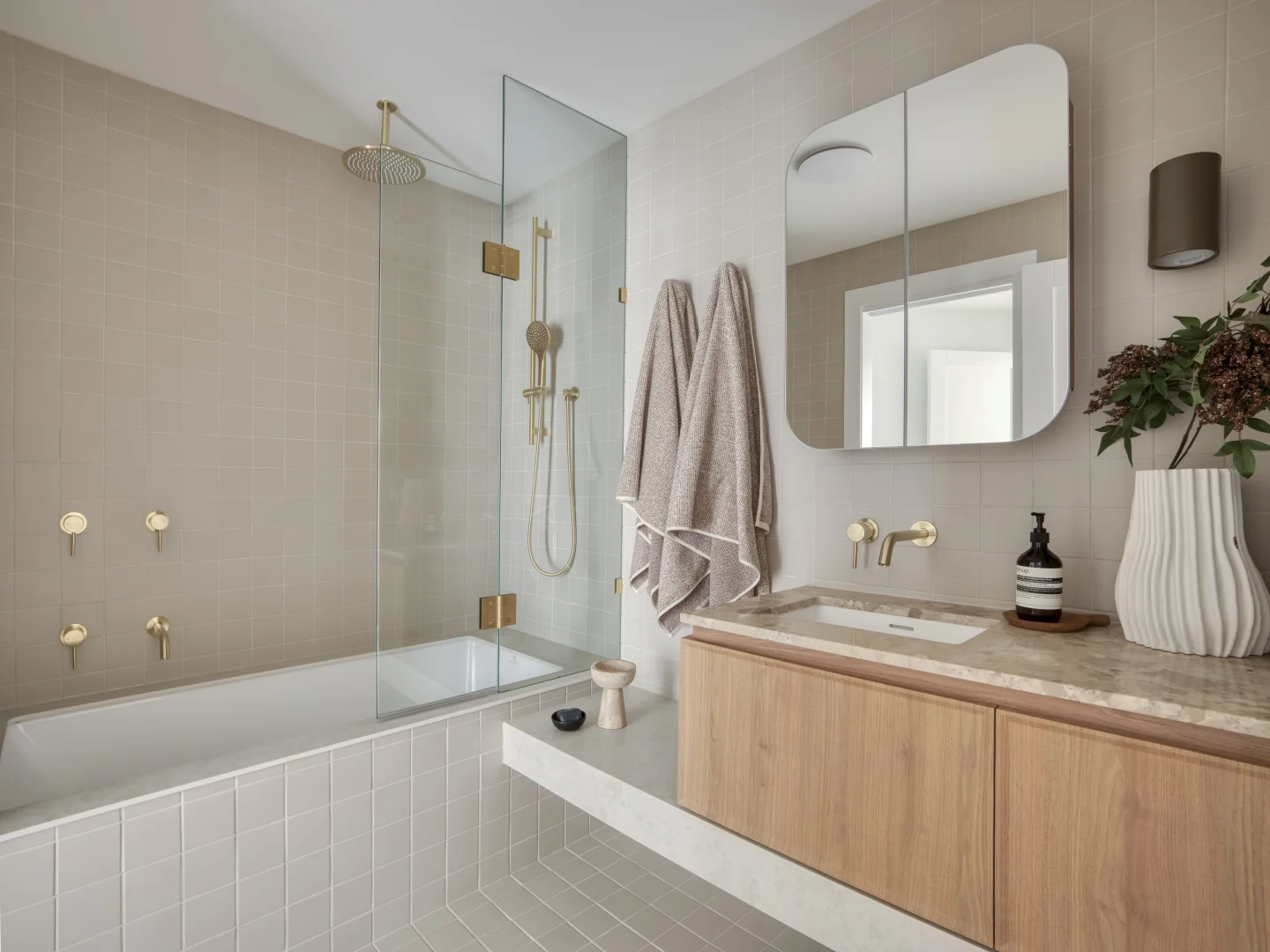 Additional image 13 of 24 Maureen Court, Broadbeach Waters QLD 4218