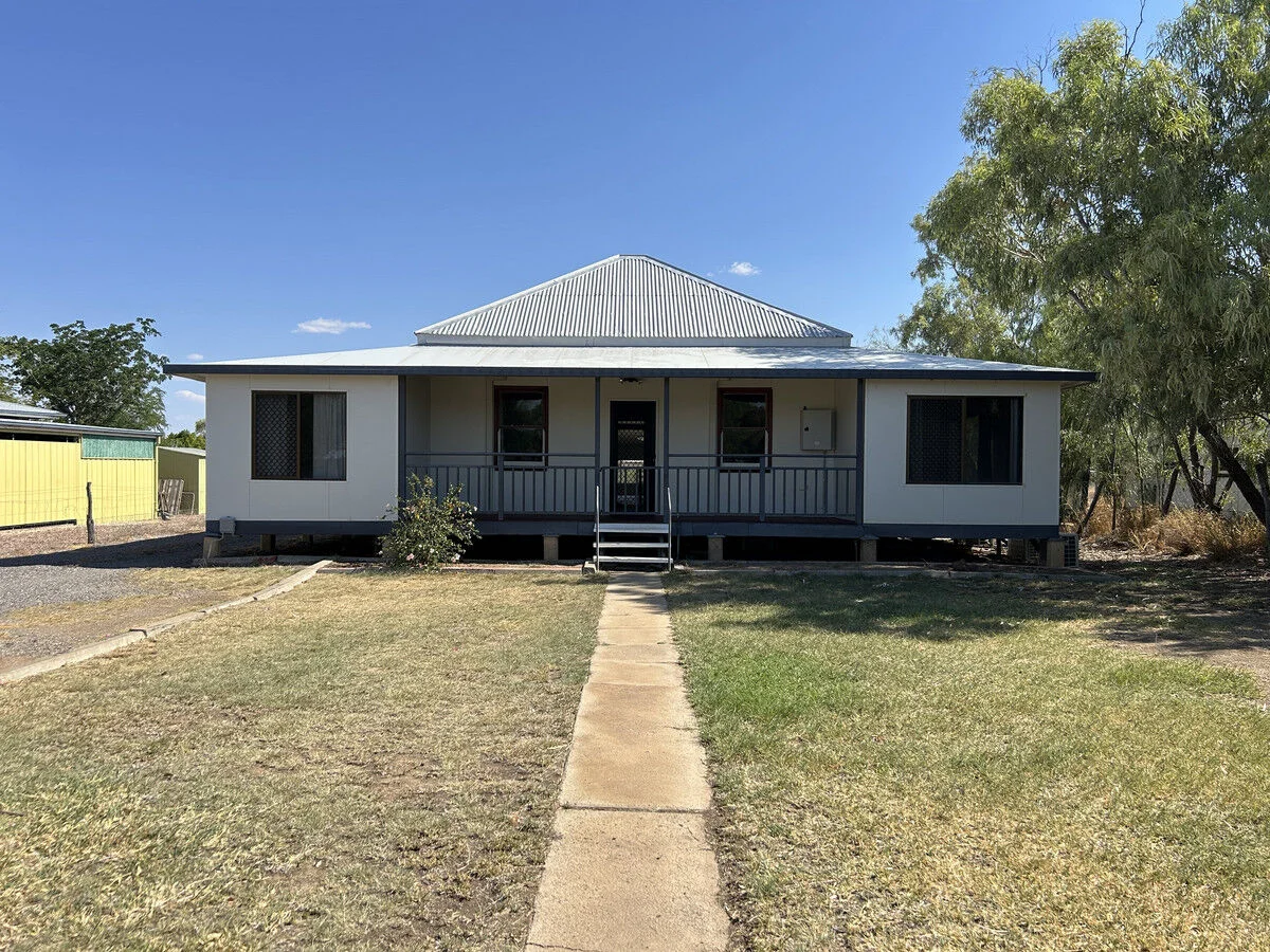 32 Vindex Street, Winton QLD 4735