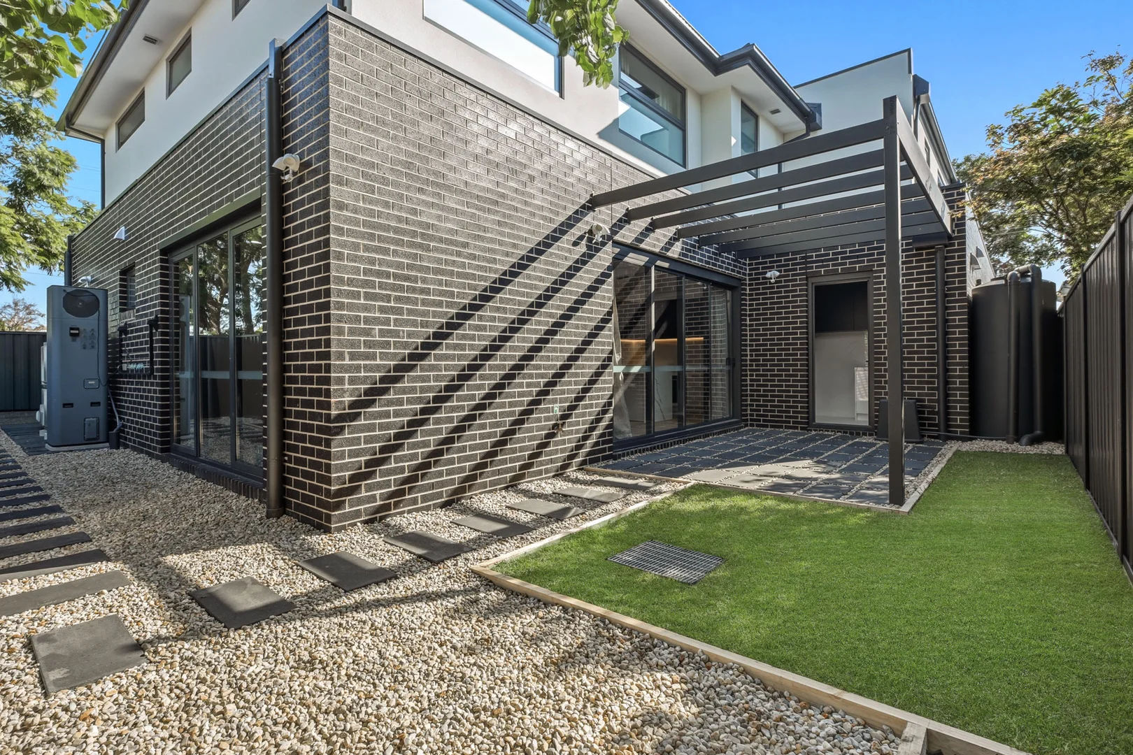 Additional image 13 of 8A Magnolia Avenue, Bentleigh East VIC 3165