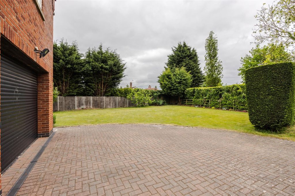 Additional image 28 of 5 bed detached house for saleHaytons Lane, Appleby DN15