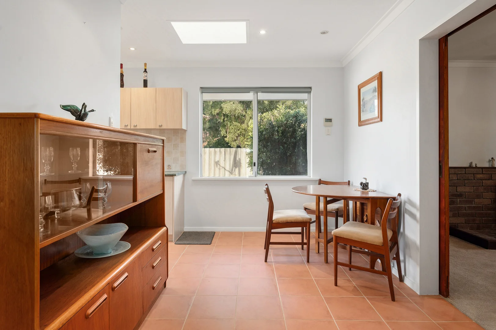 28 Lowanna Way, Armadale WA 6112 photo 4