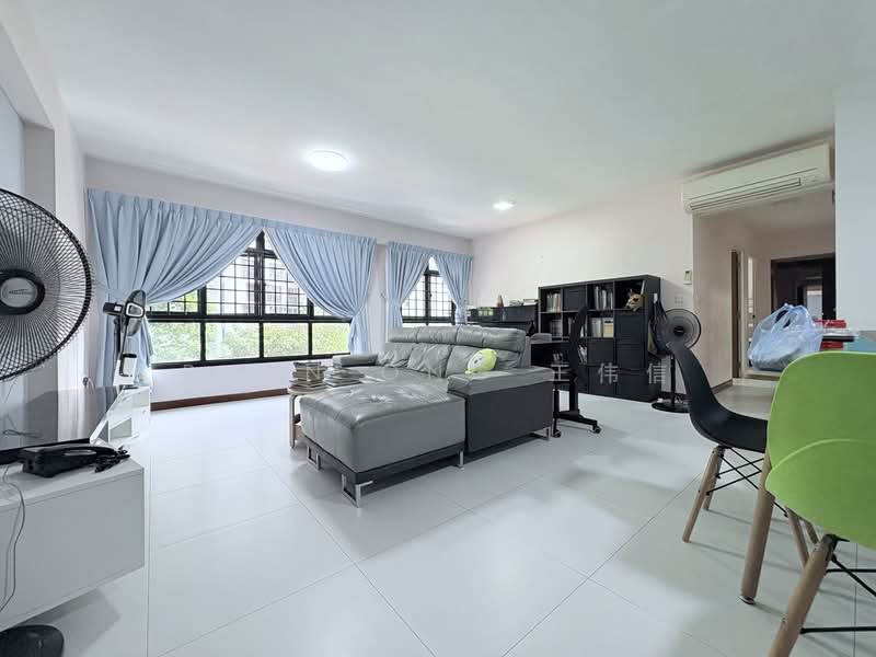 546C Segar Road photo 4