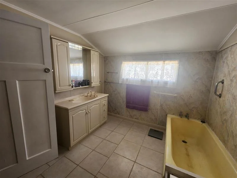 Additional image 13 of 110 Albert St, Morven QLD 4468