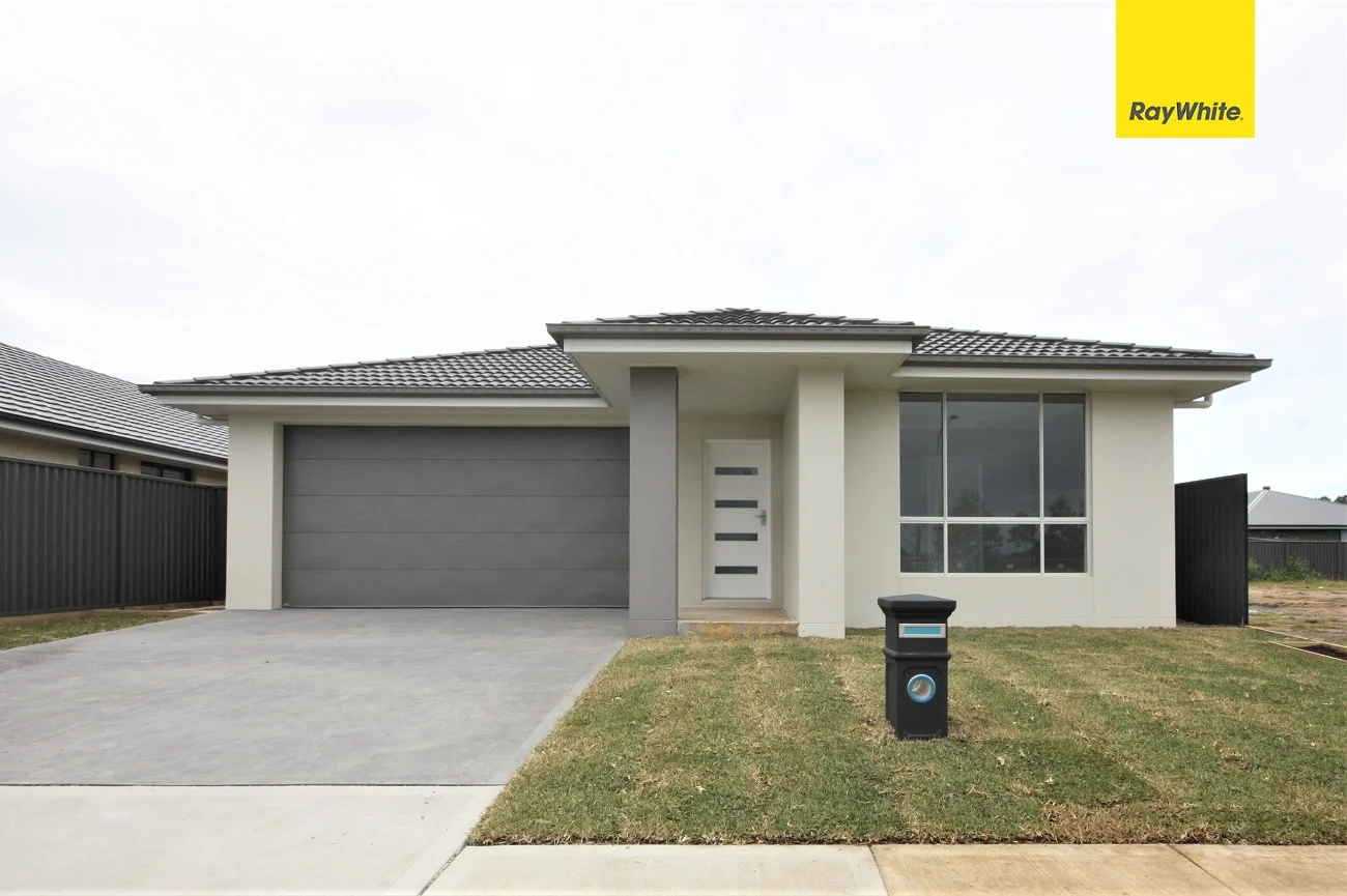 77 Nicholson Parade, Spring Farm NSW 2570