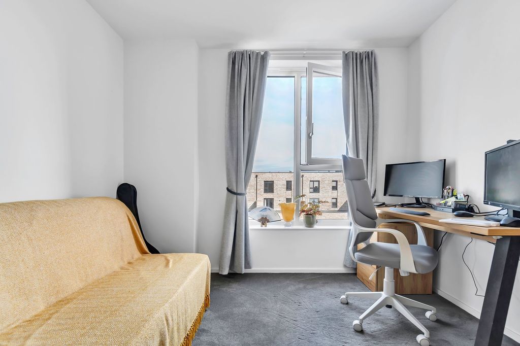Additional image 6 of 2 bed flat for saleRunway Avenue, Patchway BS34