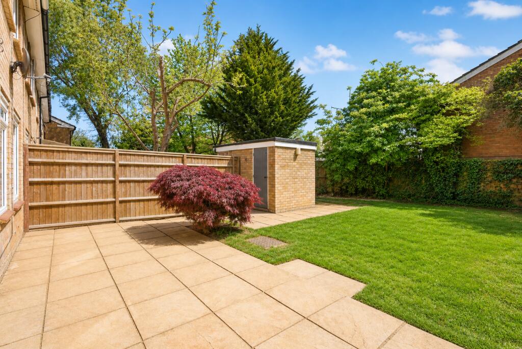 Additional image 3 of Hall Gardens, Colney Heath, St. Albans, Hertfordshire, AL4