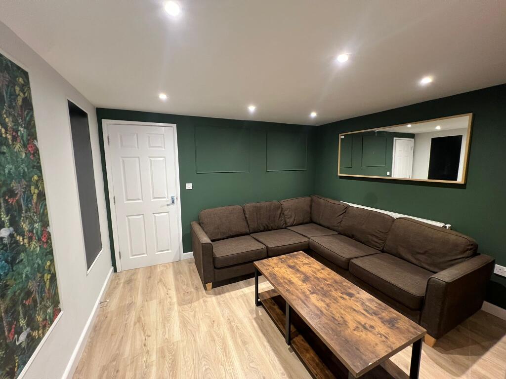 Additional image 2 of Hubert Road - 5 Bed - Bills, Selly Oak, West Midlands, B29