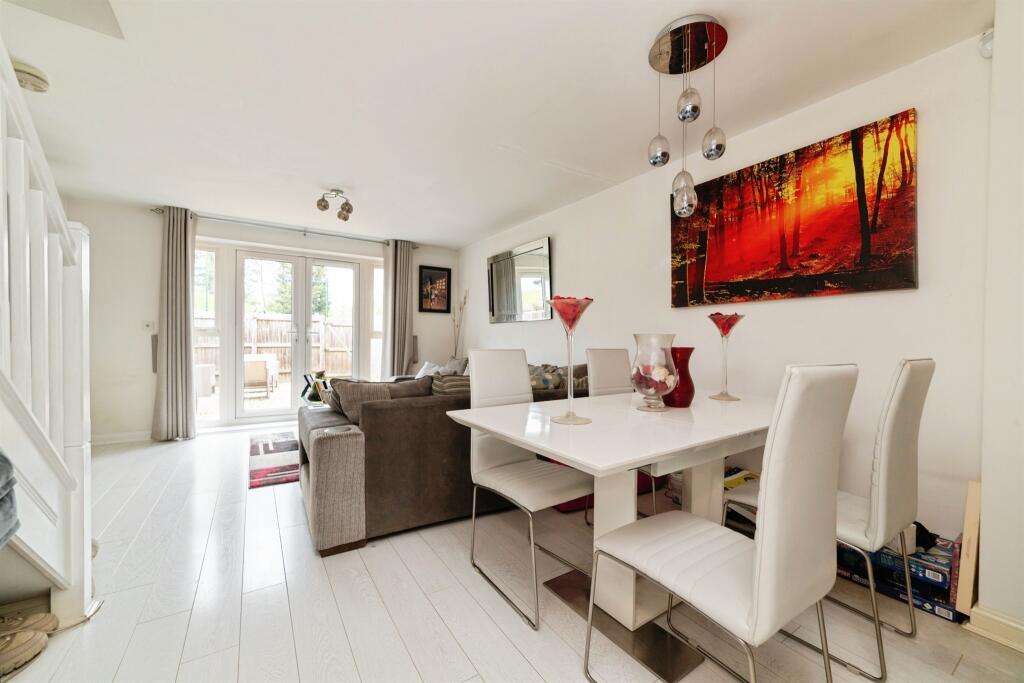 Peregrine Way, Hatfield photo 4