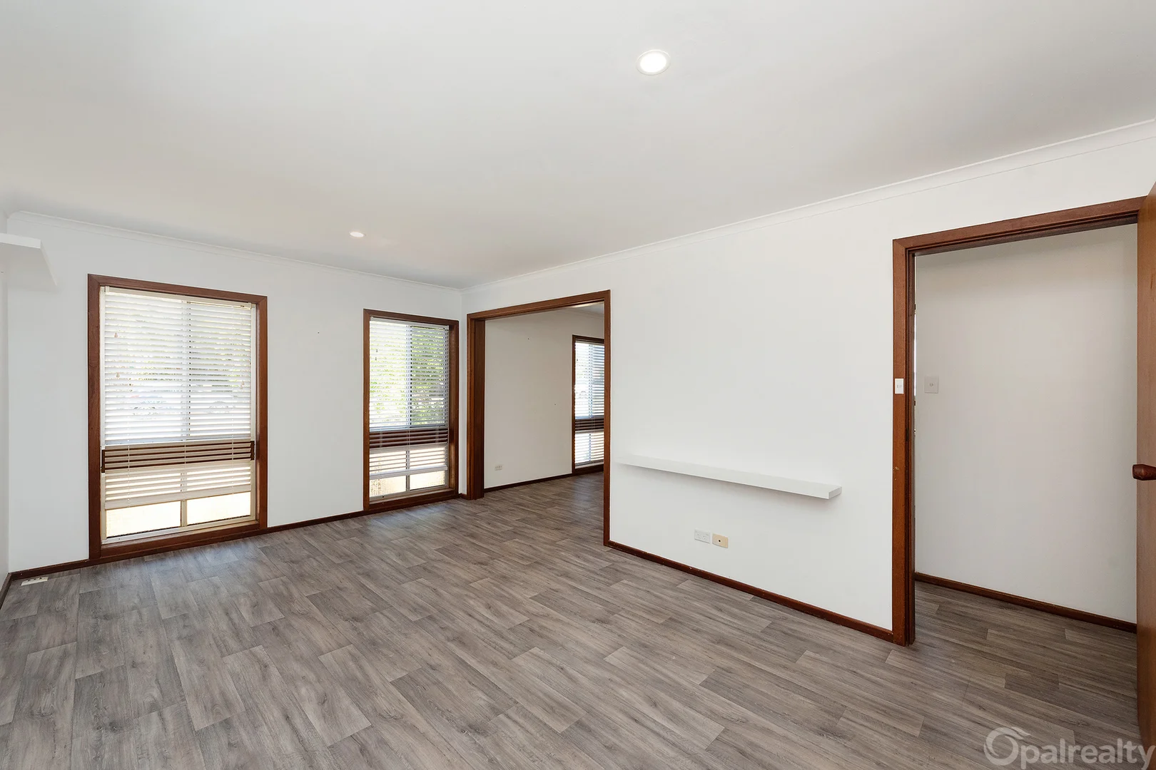 4 Fane Court, Singleton WA 6175 photo 4