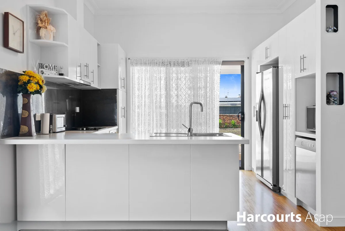 Additional image 3 of 35 Moore Street, Moe VIC 3825