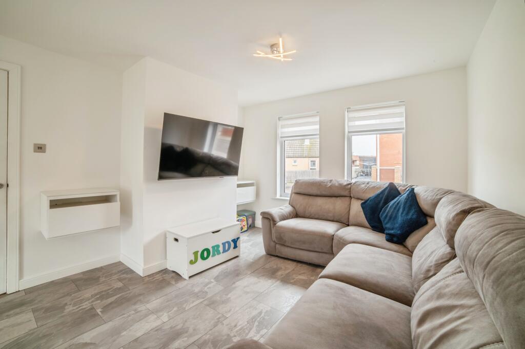 Cairnfield Crescent, Buckie, AB56 photo 5