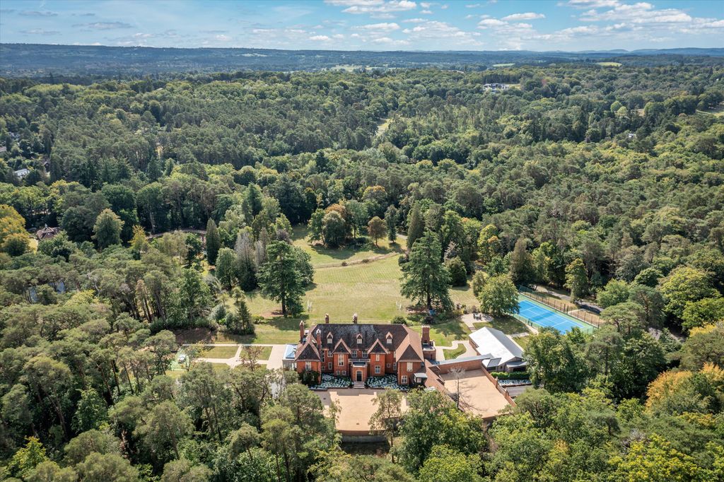 Additional image 6 of 10 bed detached house for saleFrensham Vale, Lower Bourne, Farnham, Surrey GU10.