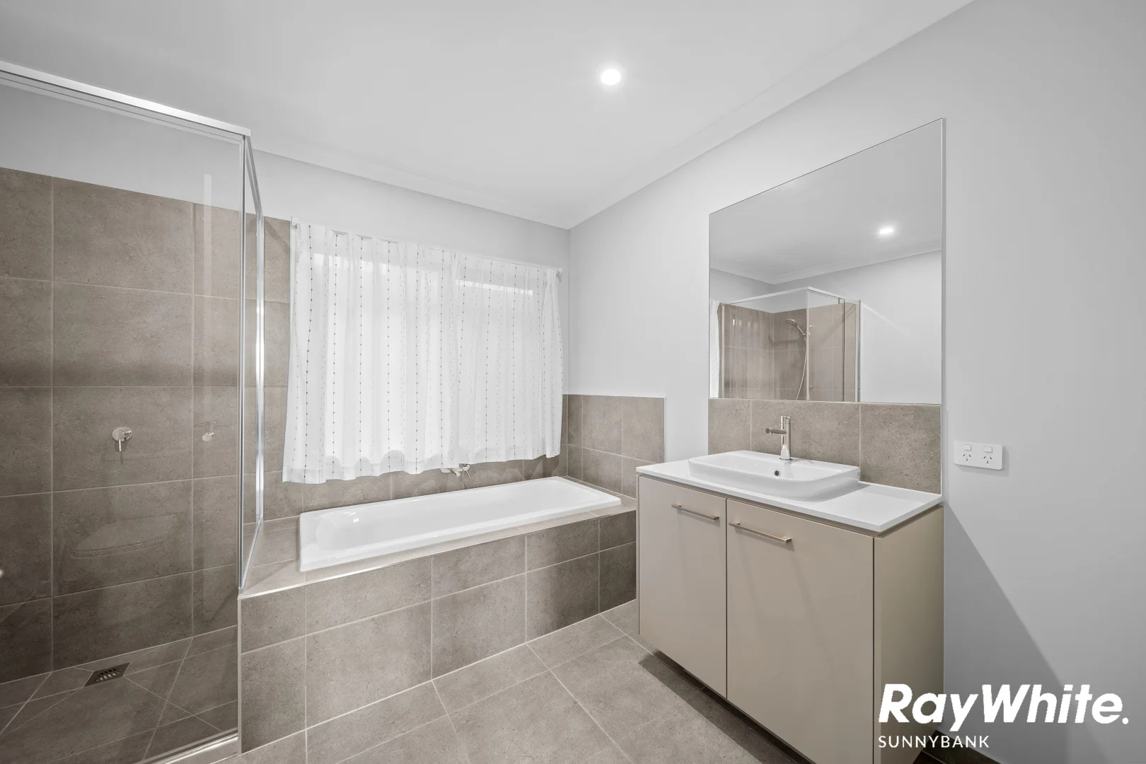 Additional image 11 of 145 Tuscan Circuit, Greenbank QLD 4124