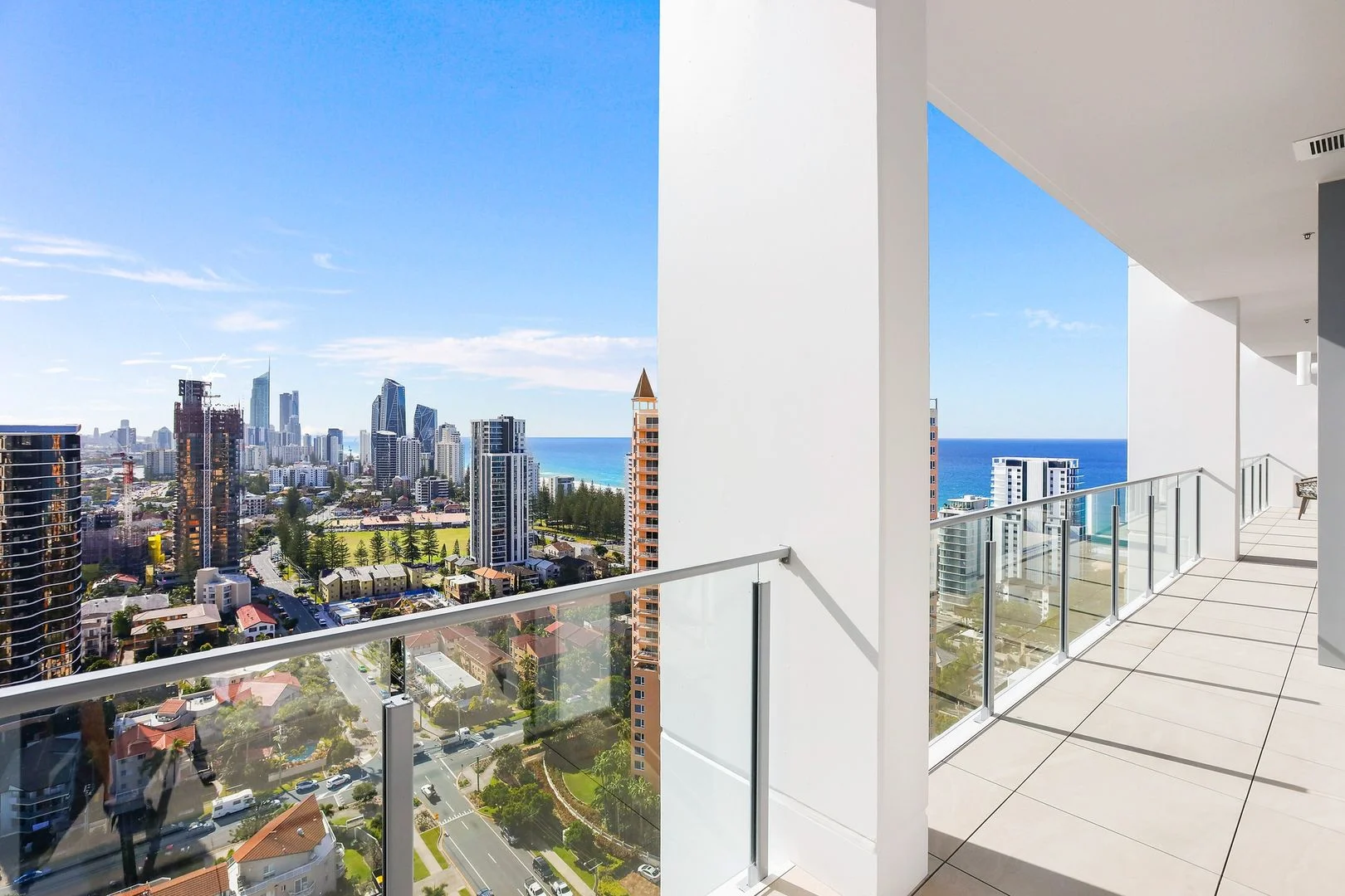 1501/122 Surf Parade, Broadbeach QLD 4218