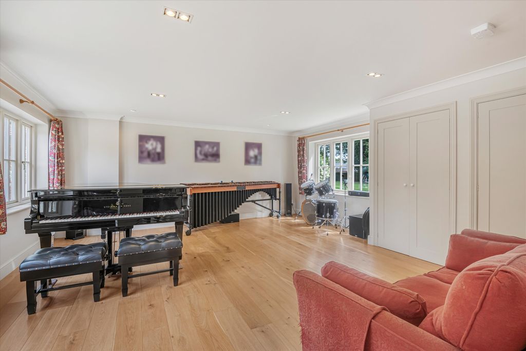 Additional image 11 of 7 bed detached house for saleParkside, Henley-On-Thames, Oxfordshire RG9