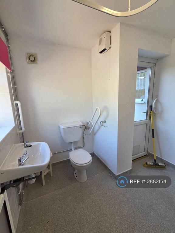 Additional image 16 of Cumberland Road, Oldbury, B68