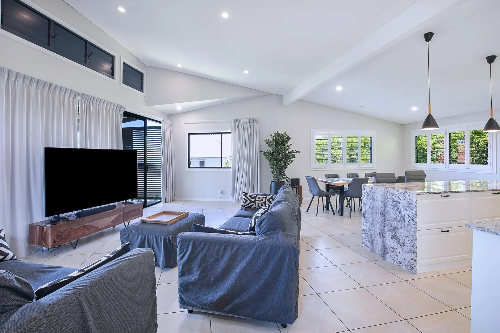 Additional image 11 of 214A Flinders Parade, Sandgate QLD 4017