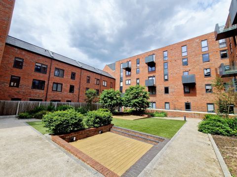 Moreton Street, Birmingham, West Midlands B1