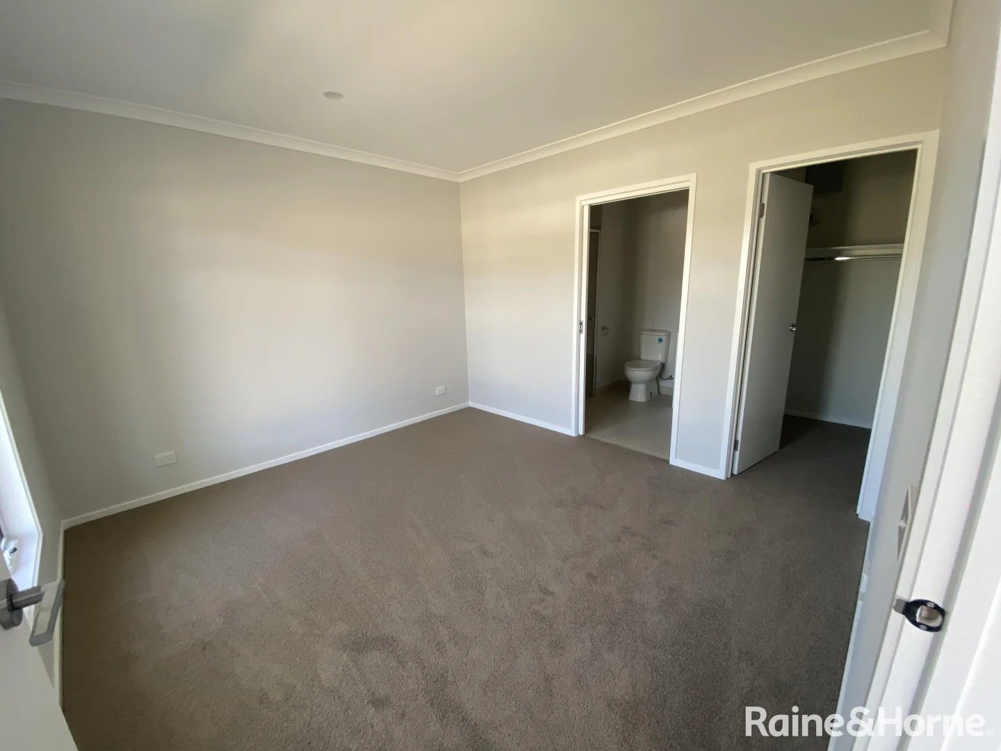 Additional image 7 of 4 Ellisburg Street, Manor Lakes VIC 3024