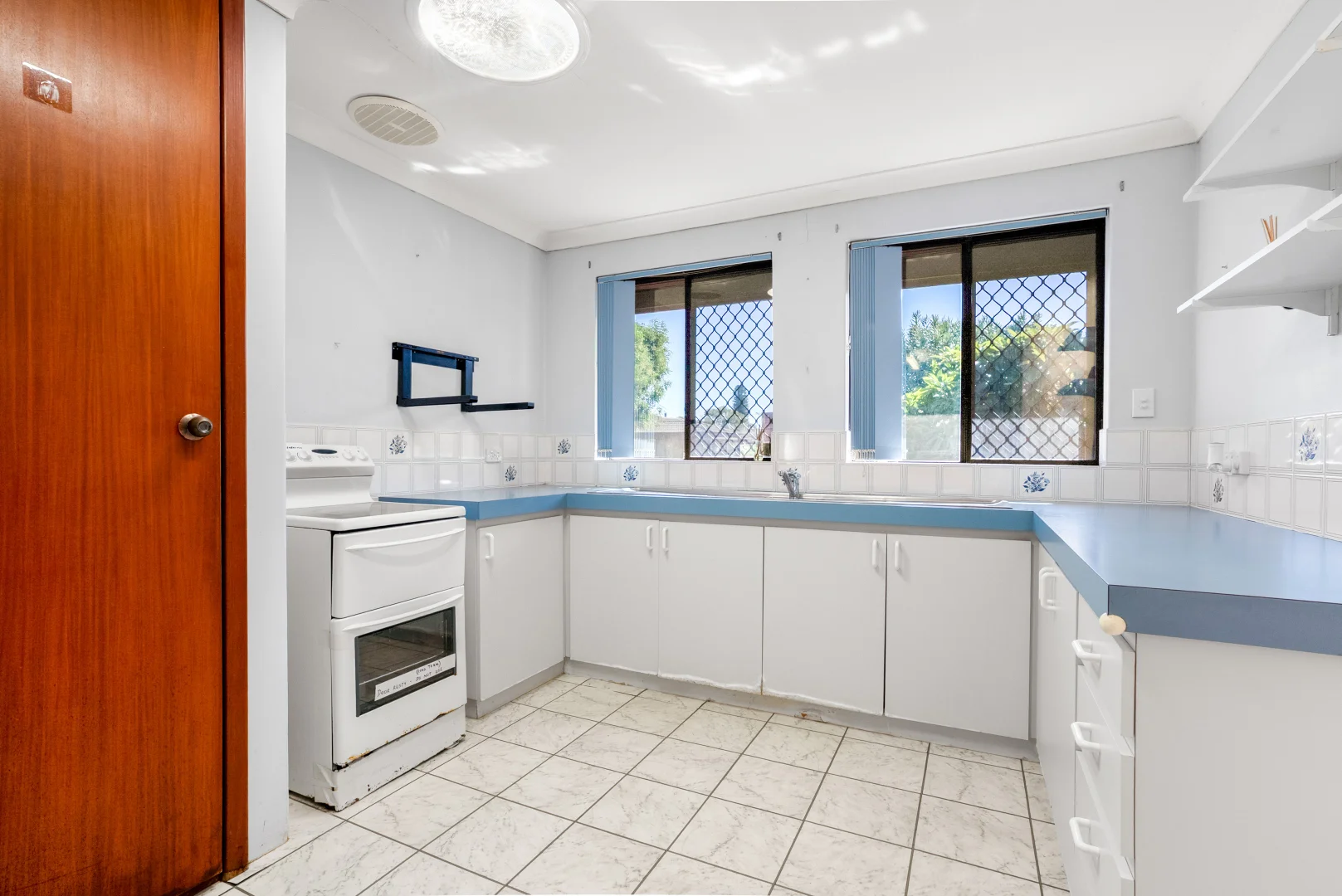 Additional image 10 of 40 Warner Lane, Rockingham WA 6168