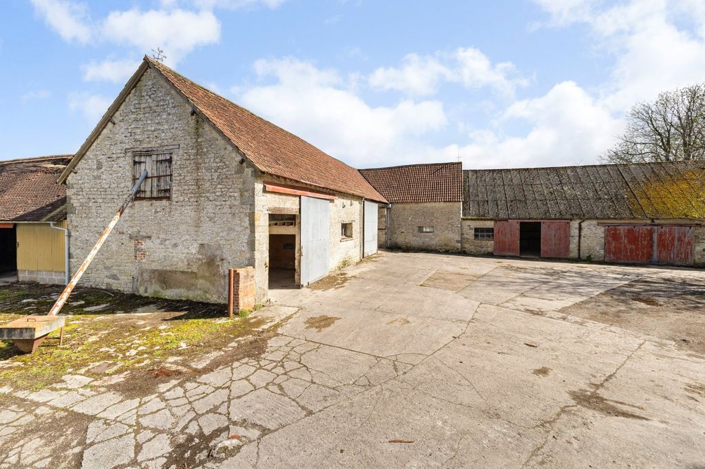 Additional image 12 of 5 bed property for saleCharnage, Mere, Warminster, Wiltshire BA12