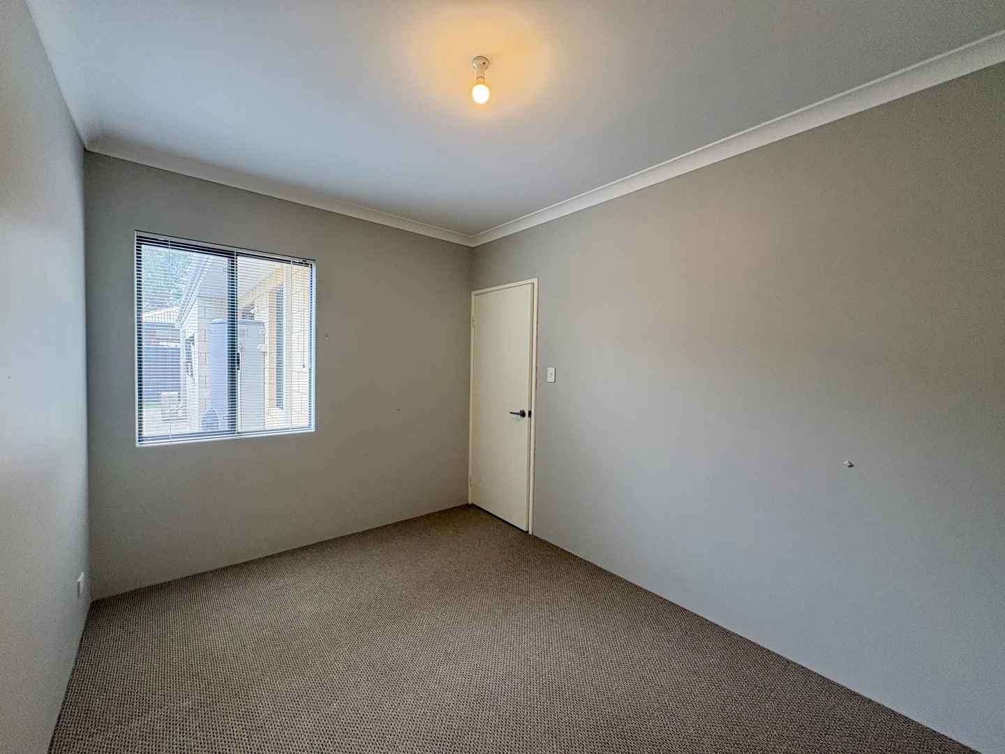 Additional image 14 of 23 Woodbridge Circuit, Meadow Springs WA 6210