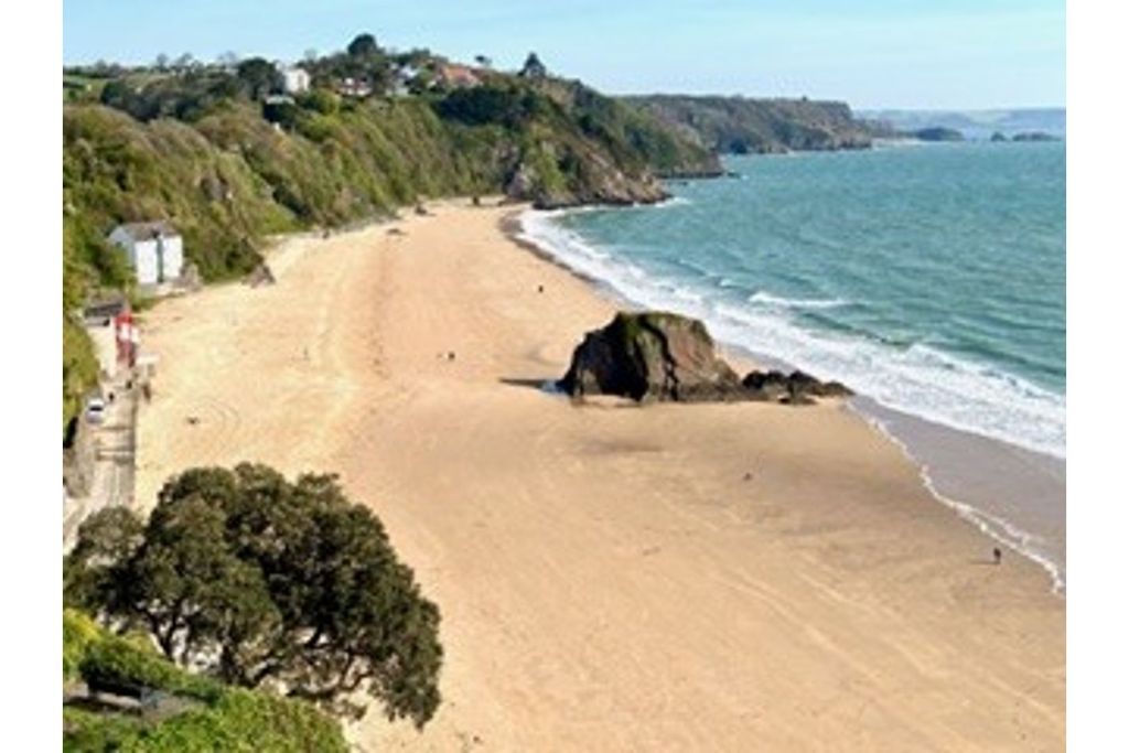 Additional image 2 of 2 bed flat for saleWhite Lion Street, Tenby SA70