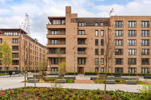 2/7 Melvin Walk, Edinburgh EH3