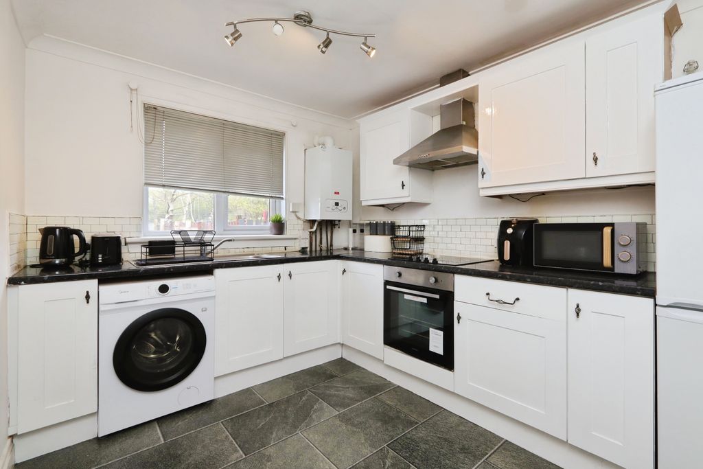 Additional image 5 of 2 bed flat for saleClydesdale Street, Bellshill ML4