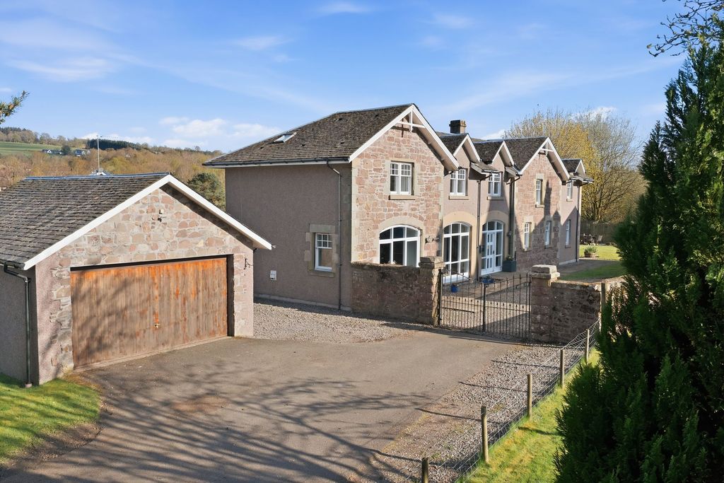 5 bed detached house for saleThe Coach House, Perth Road, Dunblane FK15