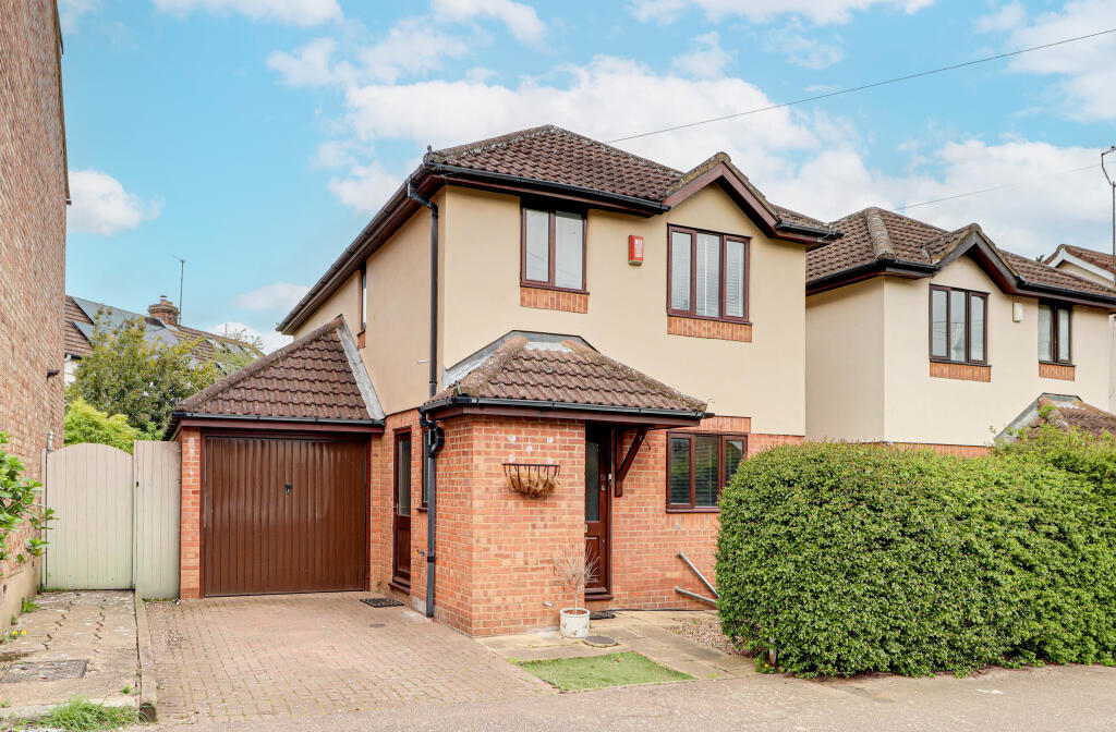 Coleswood Road, Harpenden, Hertfordshire, AL5