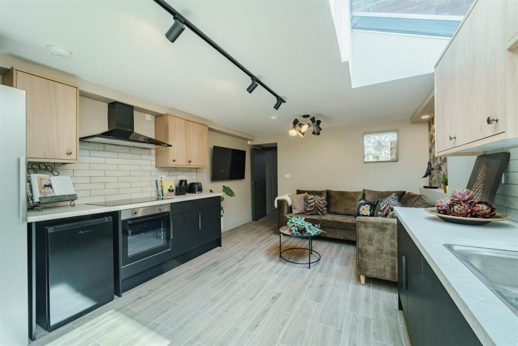 Additional image 18 of Heeley Road, Birmingham