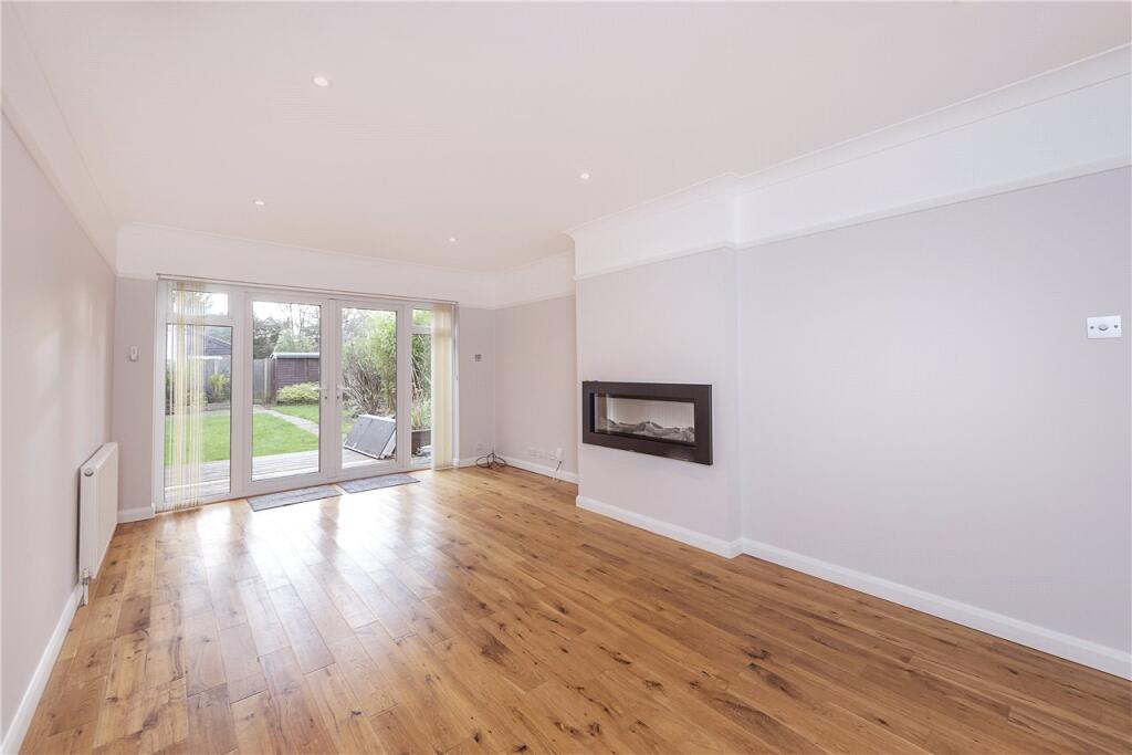 Station Road, Harpenden, AL5 photo 3