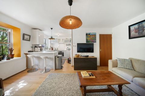 Barker Drive, Camden NW1