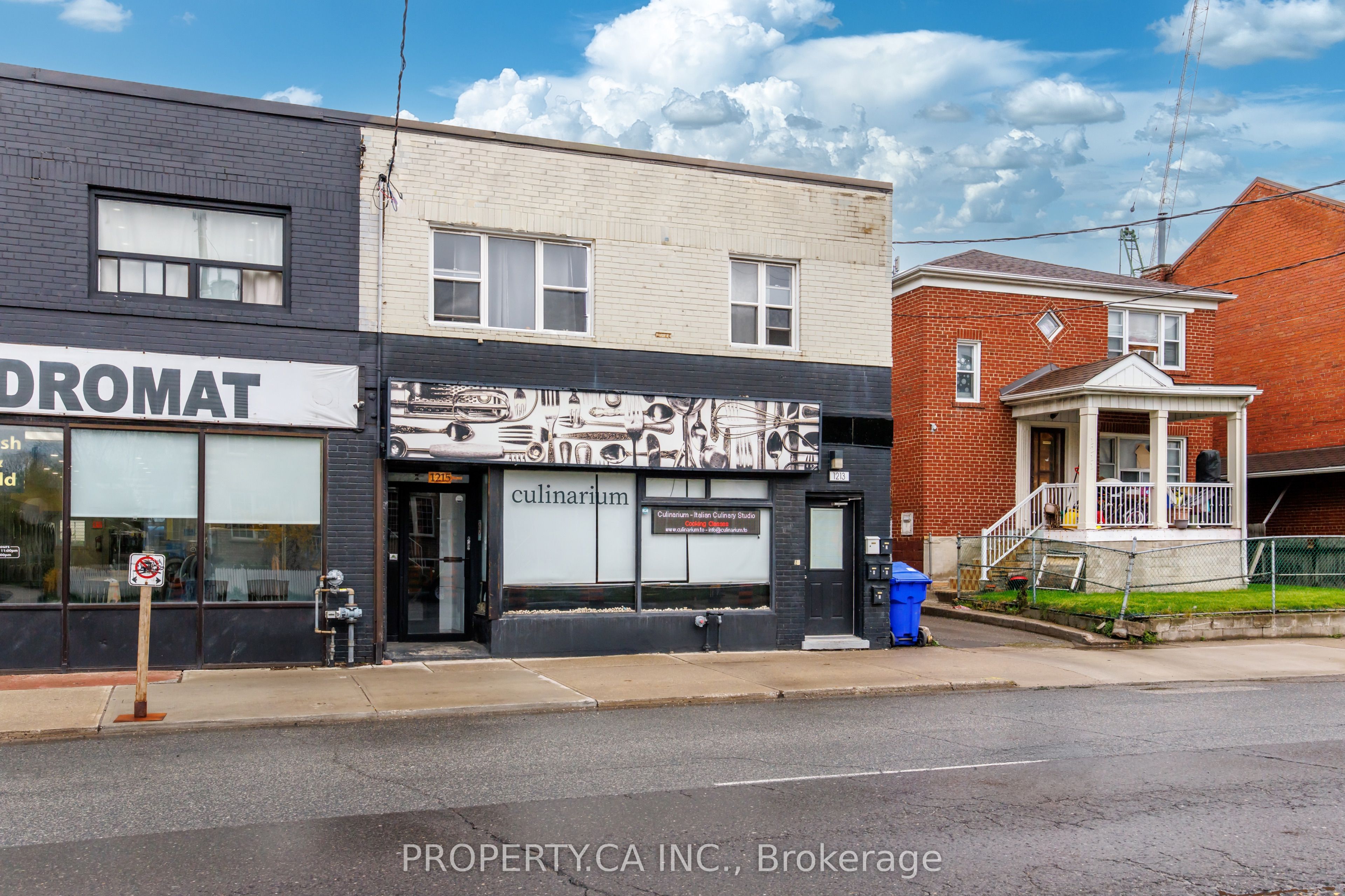 1213 Weston Road, Toronto, ON, M6M 4P7