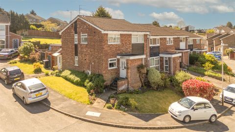 Okehampton Avenue, Leicester LE5