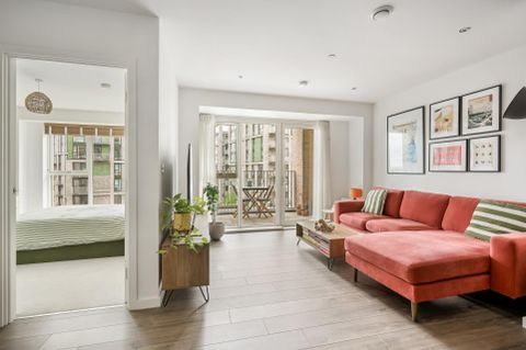 Tyburn Gardens, 9 Peto Street North E16