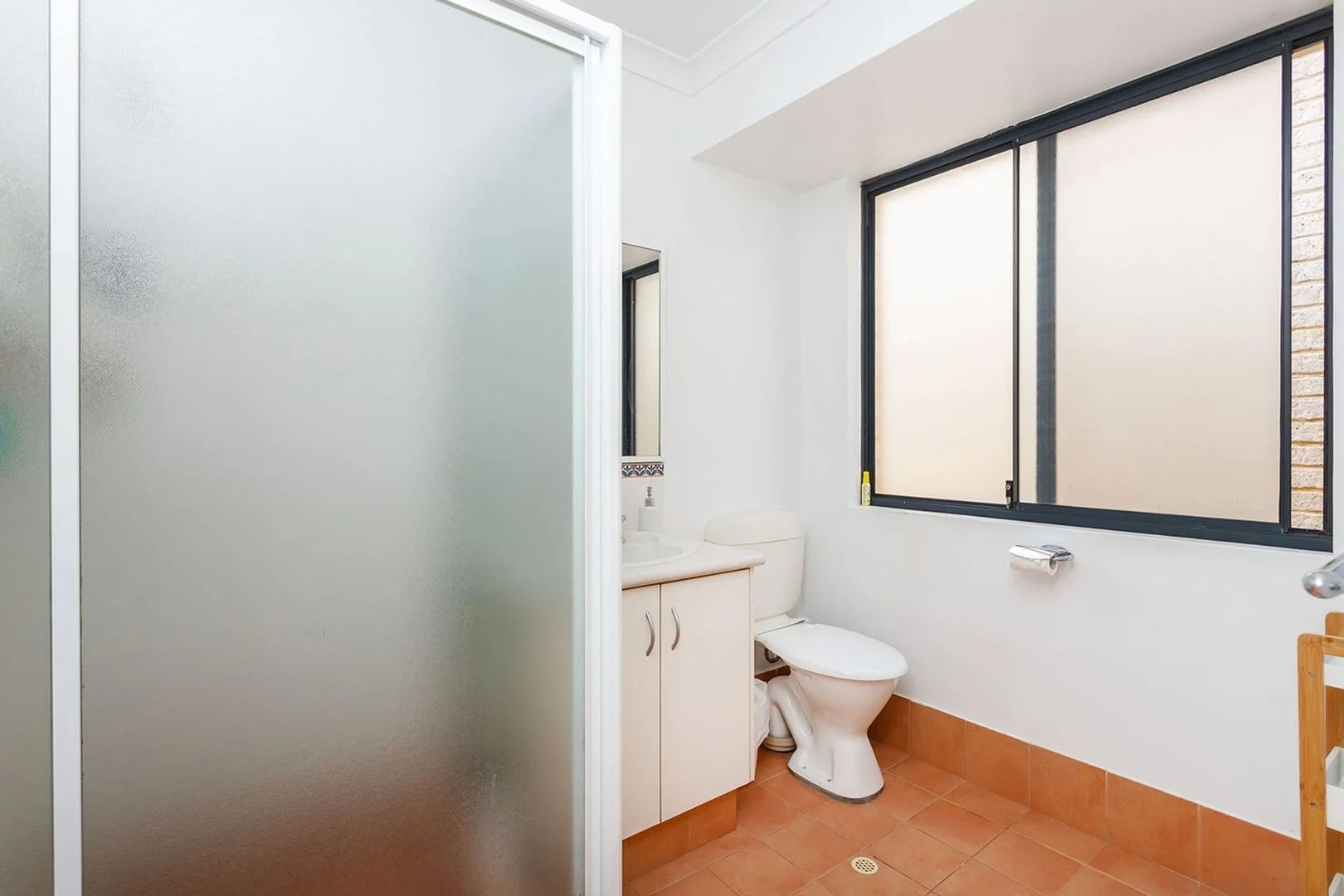 Additional image 8 of 140a Ravenscar Street, Doubleview WA 6018