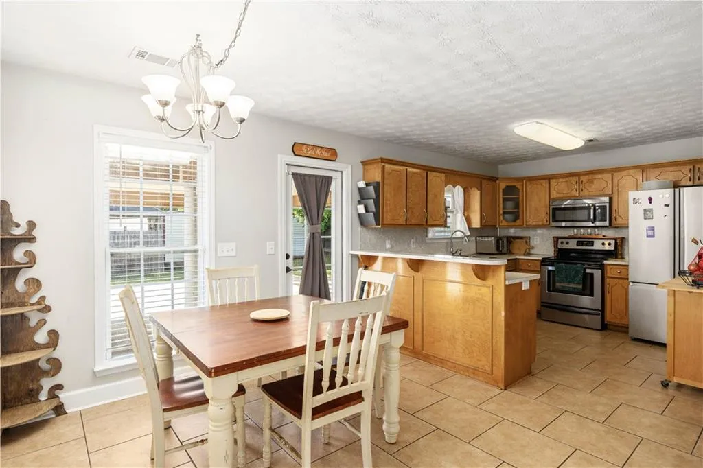 Additional image 3 of 2408 Lee Road 201, Salem, AL 36874
