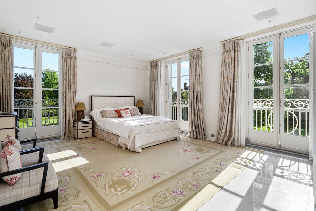 Additional image 7 of 11 bed property for saleCarioca, Wentworth, Virginia Water GU25, United Kingdom