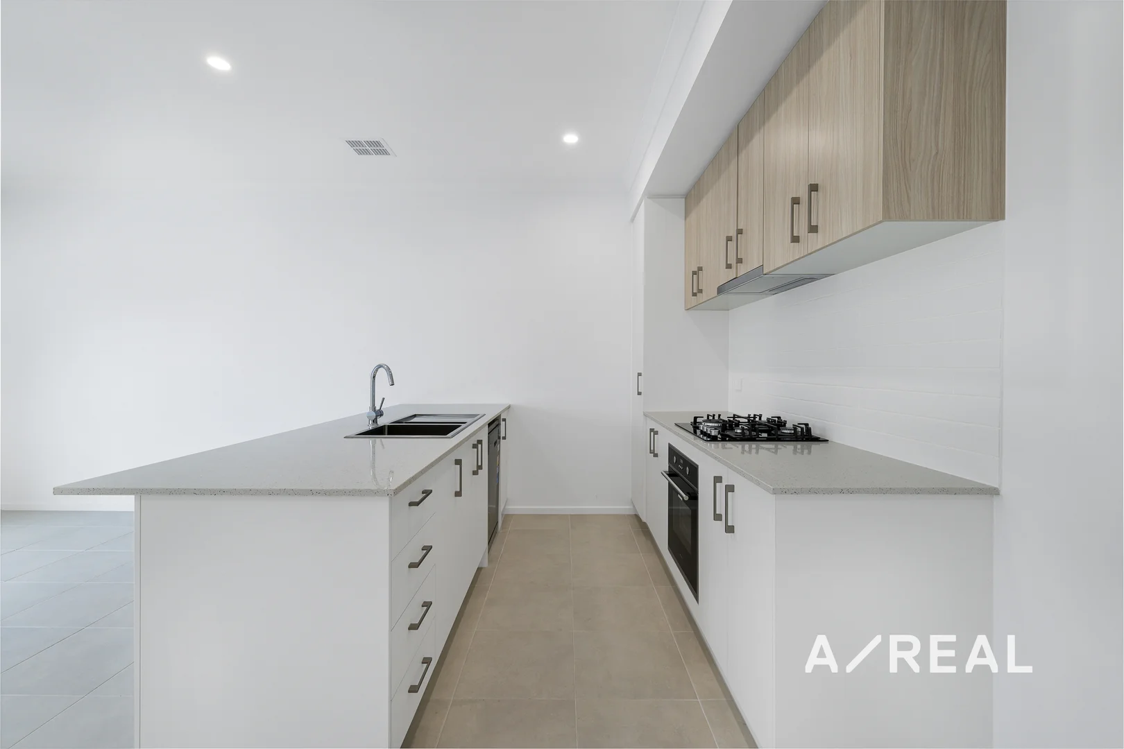 1 Nishi Walk, Deanside VIC 3336 photo 3