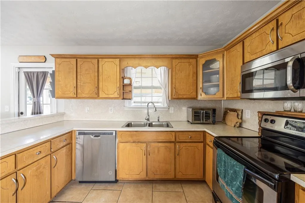Additional image 4 of 2408 Lee Road 201, Salem, AL 36874