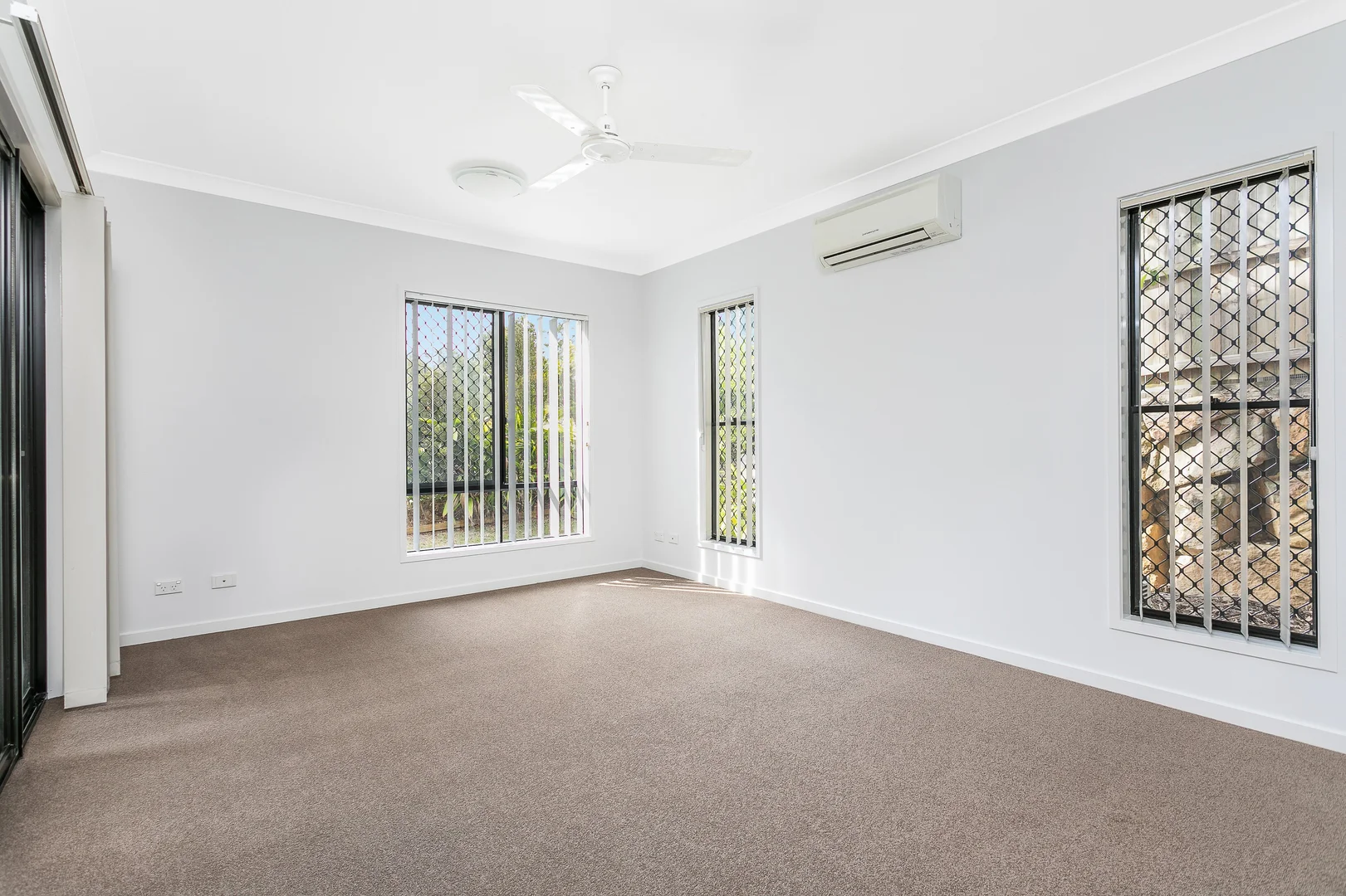 Additional image 6 of McDowall QLD 4053
