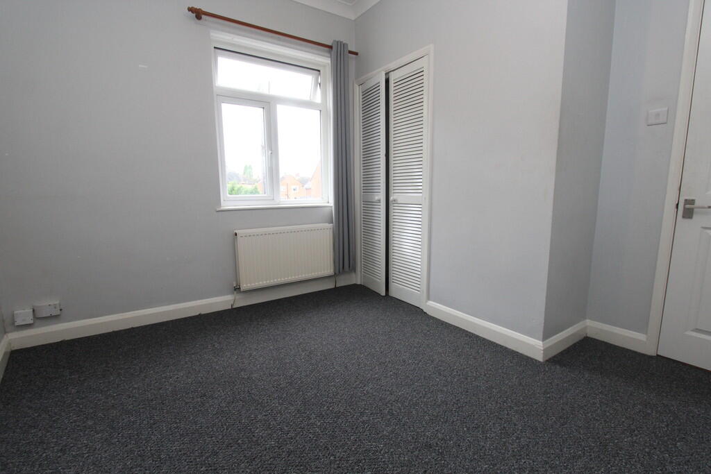 High Street, Dosthill photo 5