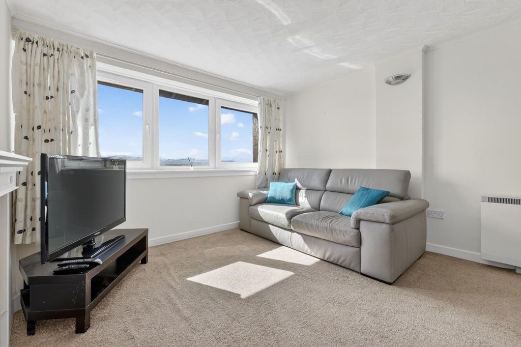 Additional image 4 of 2 bed flat for saleSpringfield Gardens, Largs KA30