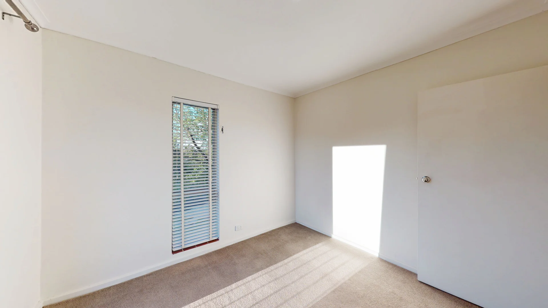 Additional image 14 of 4/120 Henderson Road, Queanbeyan NSW 2620