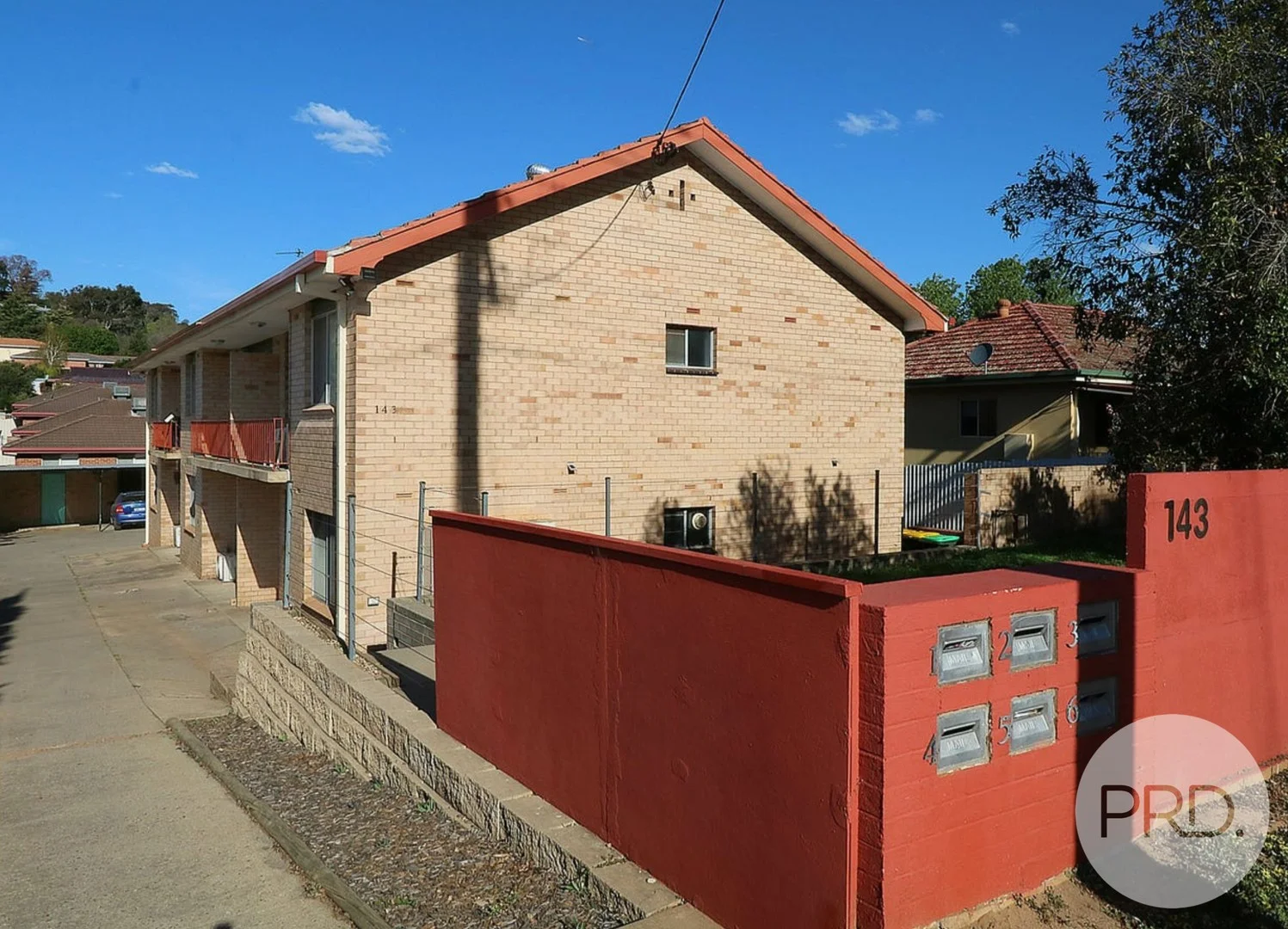 2/143 Lake Albert Rd, Kooringal NSW 2650