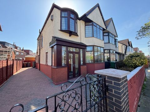 Hatherley Avenue, Crosby L23