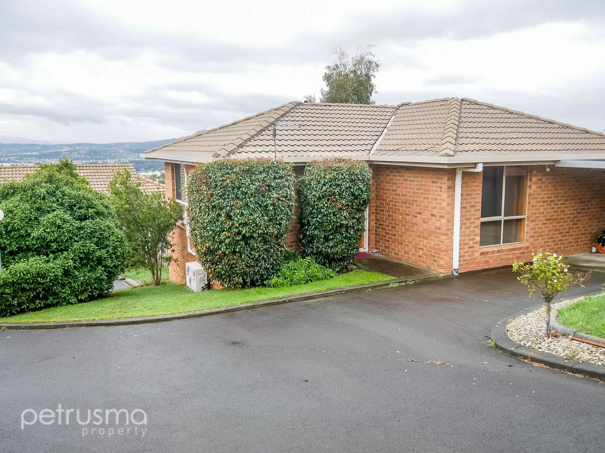 7/109 Berriedale Road, Berriedale TAS 7011